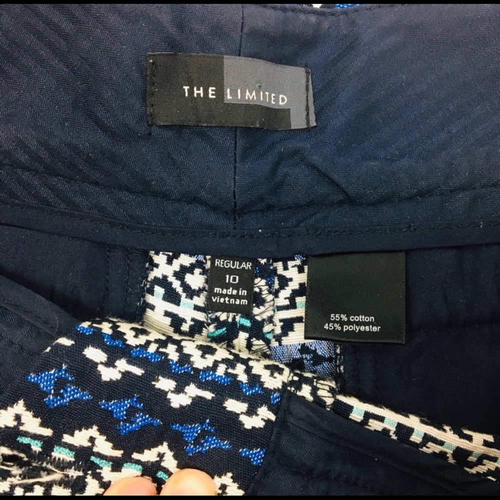 Tribal Aztec blue and cream printed shorts - Picture 3 of 6